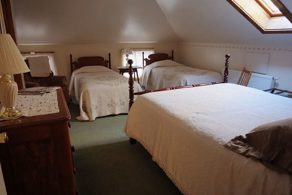 The Chipman Inn Ripton Екстериор снимка