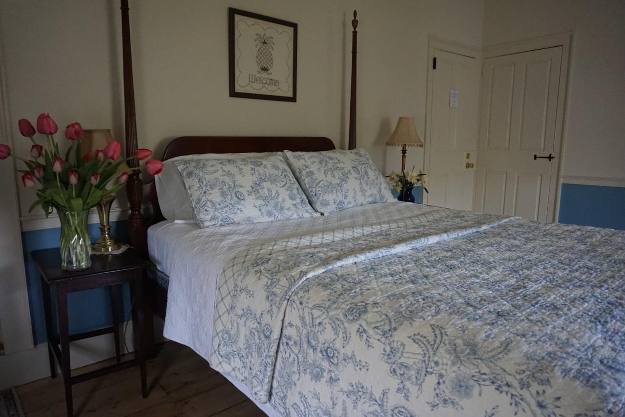 The Chipman Inn Ripton Екстериор снимка
